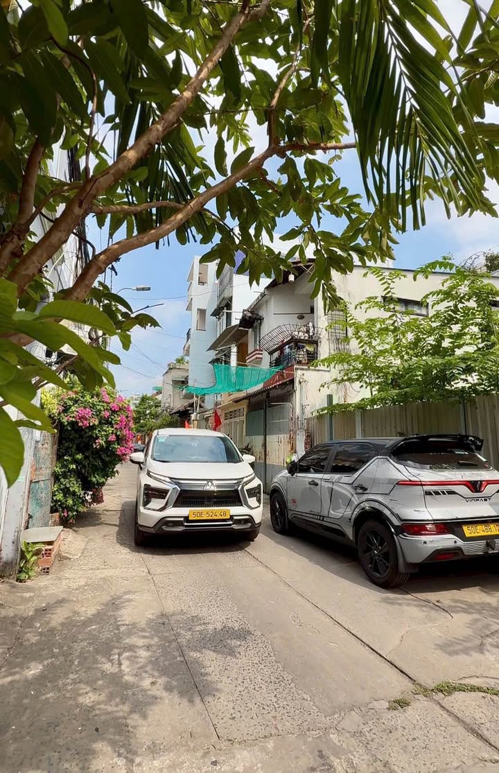 Bán 2 Lô Liền Kề Bùi Đình Tuý, Bình Thạnh - 50m² - Giá 7.6 Tỷ