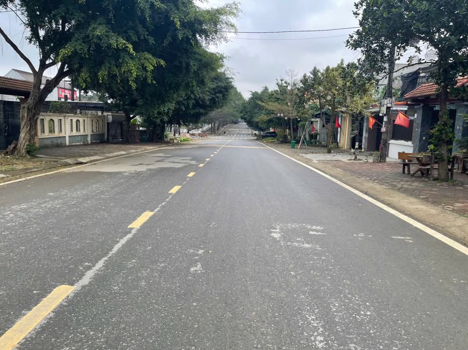 Đất nền Trần Hưng Đạo Tam Điệp 168m² - Sổ đỏ chính chủ, đường 20.5m!