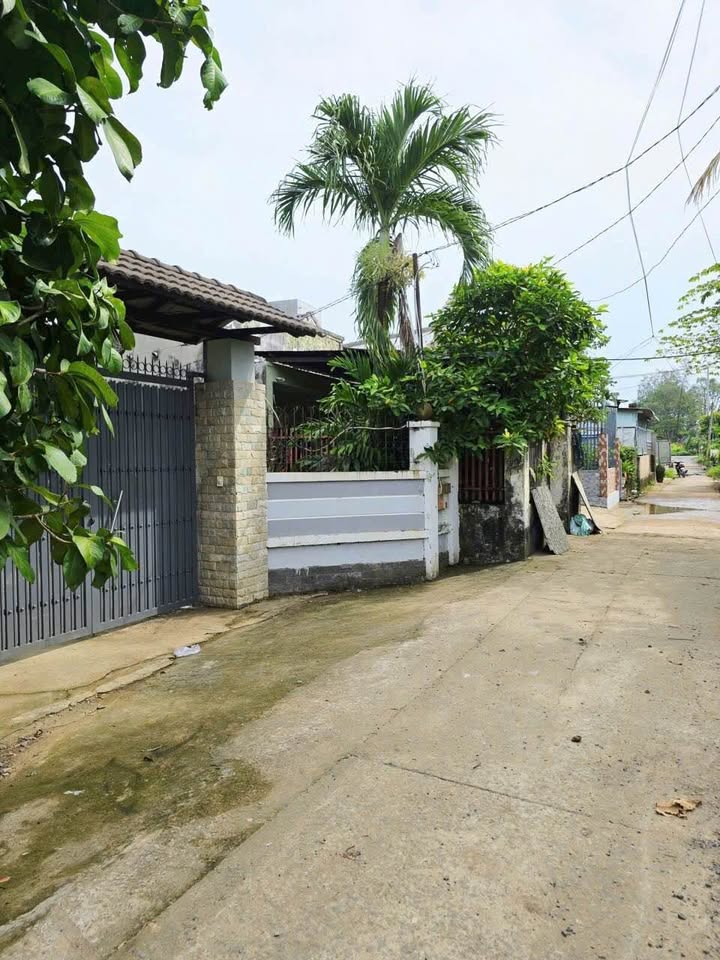 Bán Gấp Đất Nền 193m² Long Phước, Thủ Đức - Sổ Hồng Riêng