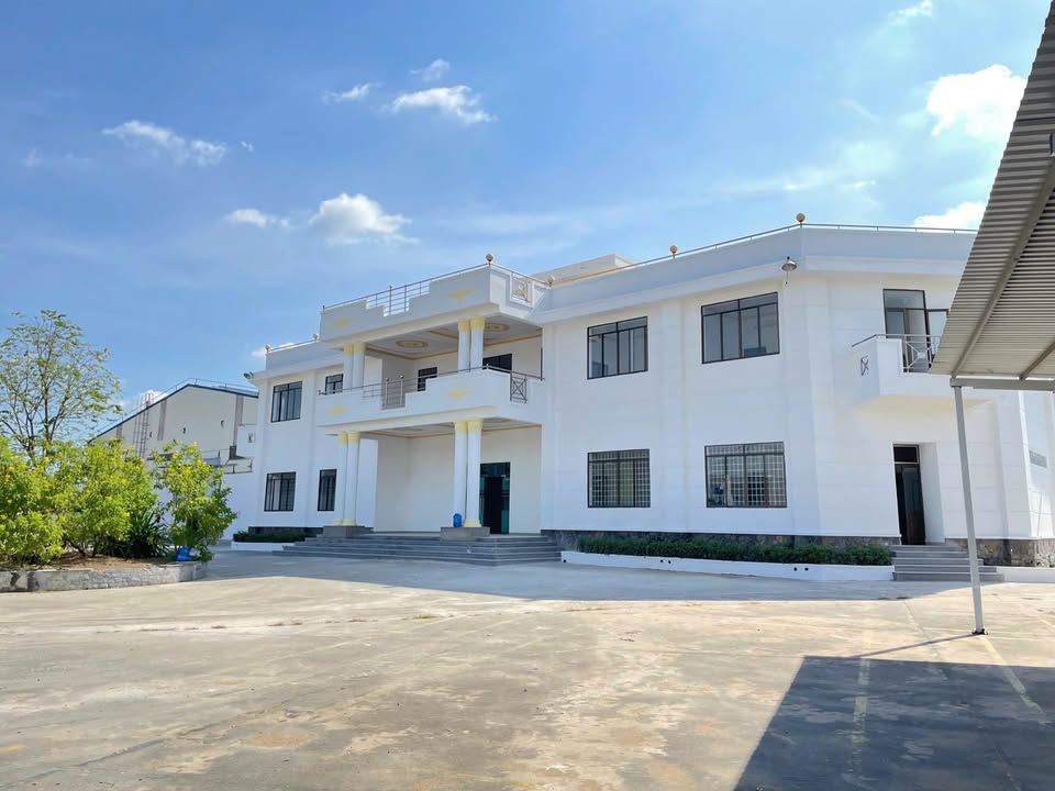 Kho xưởng KCN Long An 4200m² 403.2 triệu - Hoạt động ngay