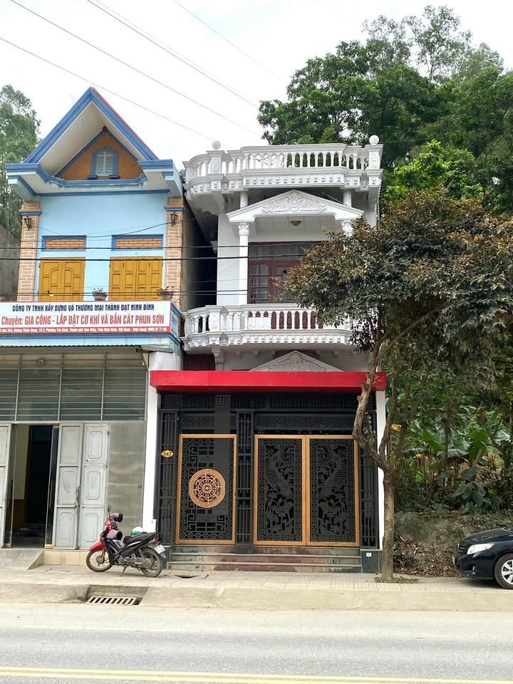 Nhà Mặt Tiền Thiên Quang, Ninh Bình - 101m², Giá 2.6 Tỷ, Sẵn Sàng Kinh Doanh