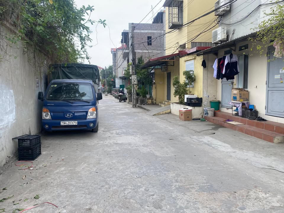 Đất nền Mê Linh 57m² - Mặt ngõ kinh doanh, ô tô vào đất, giá 3.9 tỷ