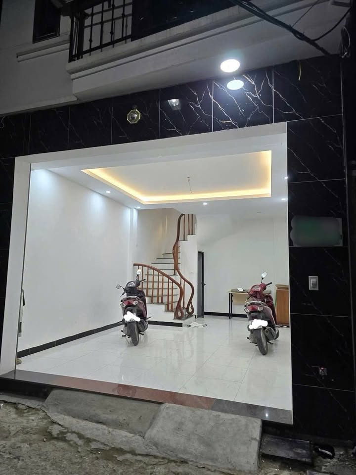 Nhà Riêng Tả Thanh Oai 30m², 7.5 Tỷ - Ô tô Đỗ Cửa, Ở Ngay!