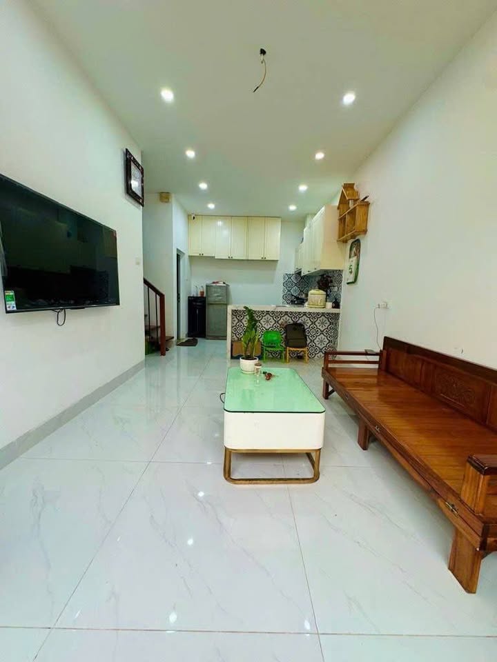 Nhà Riêng Lĩnh Nam, Hoàng Mai 35m² - Sẵn sàng ở ngay!