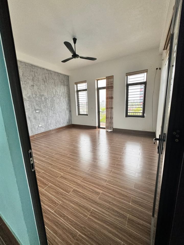 Đất nền Rùa Vàng Lạng Giang 80m² - Tặng nhà 3 tầng, giá 4 tỷ xxx