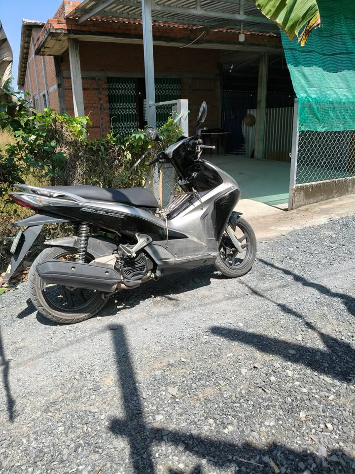 Đất Nền Cập Kênh Long An 224m² Giá 600 Triệu - Vượng Khí