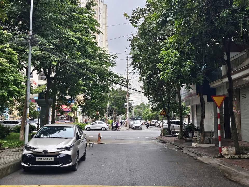 Nhà Riêng Giang Văn Minh, Bắc Ninh 82.5m² - Vị Trí Đẹp, Sẵn Sàng Ở Ngay!