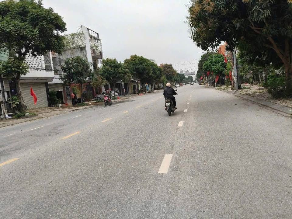 Nhà Phố Lý Thường Kiệt Phủ Lý 100m² - Mặt tiền kinh doanh