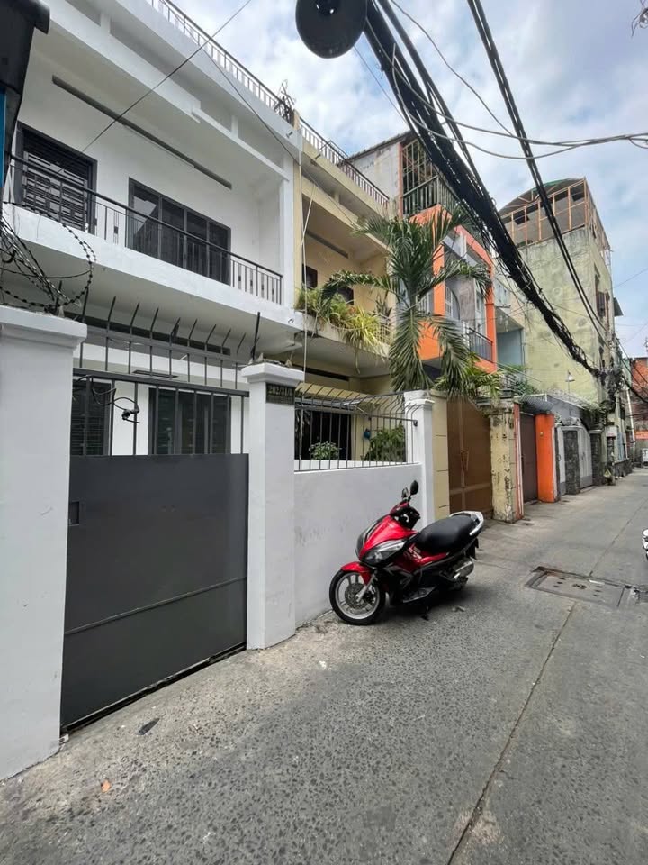 Nhà HXH Tân Bình 87m² - Nở Hậu Đẹp, Ô Tô Vào Tận Nhà!