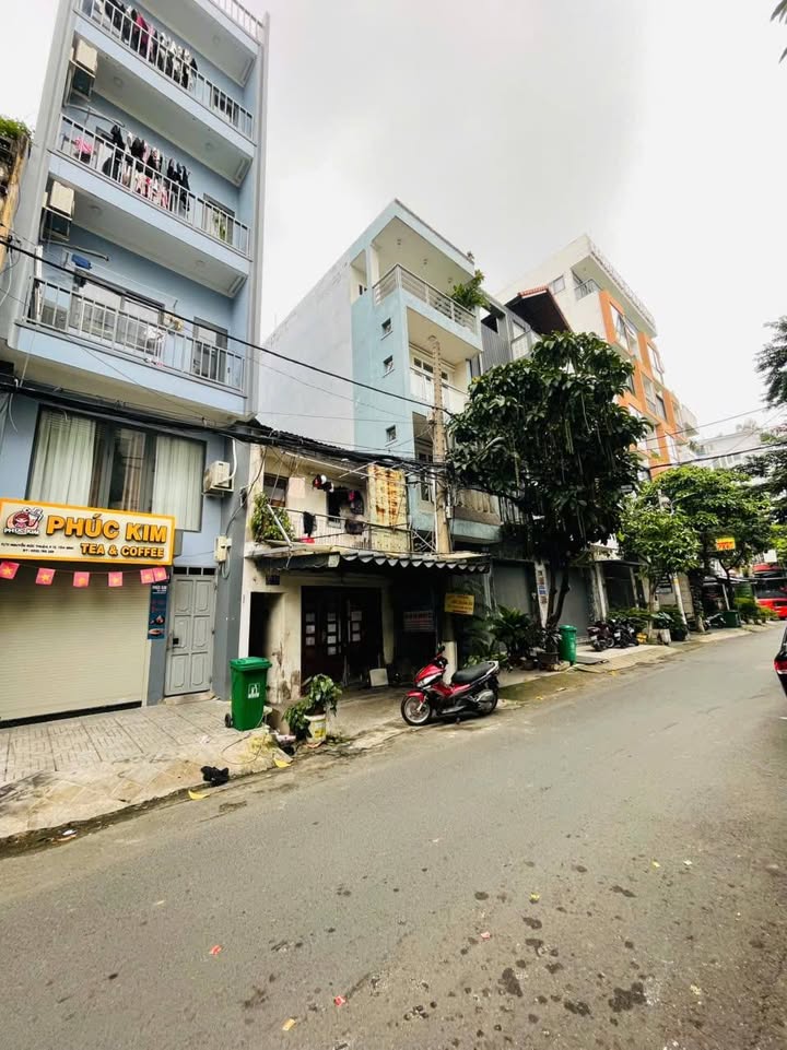 Nhà HXH Nguyễn Đức Thuận, Tân Bình - 64m² Giá 13.5 tỷ - Sẵn Sàng Xây Mới