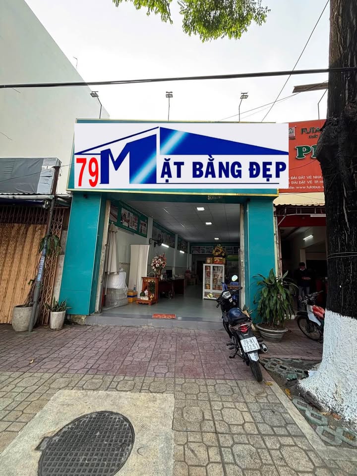 Mặt bằng kinh doanh 140m² Nguyên Đức Cảnh Nha Trang - Mặt tiền kinh doanh