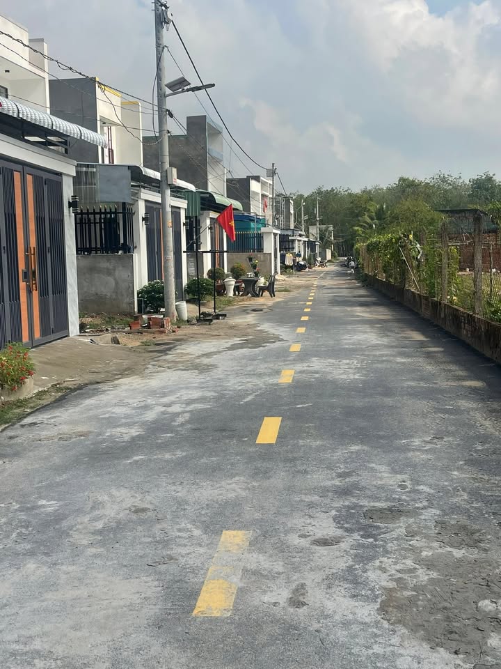 Đất nền Chánh Phú Hòa, Bến Cát 110m² - Sổ đỏ chính chủ