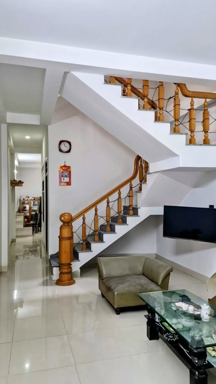 Nhà Mặt Tiền 88.9m² Phường 7 Tuy Hòa - Kinh Doanh Sầm Uất, Giá 6.2 Tỷ