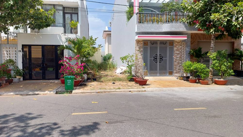 Đất Mặt Tiền Đường Nhựa Phan Thiết 99m² - Sổ Đỏ Sẵn Sàng