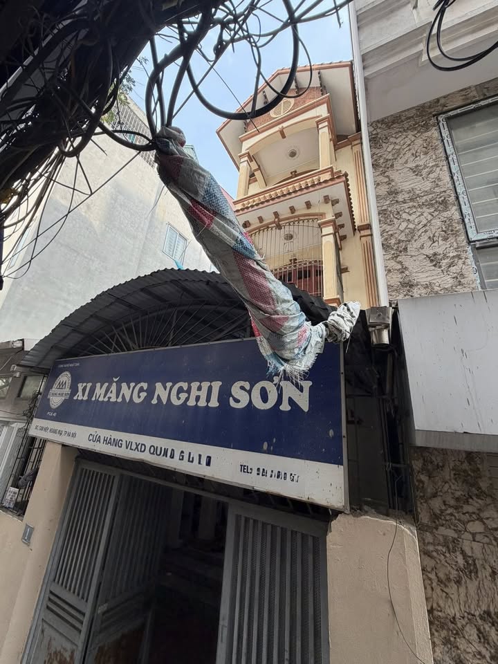 Cho thuê nhà Tựu Liệt 80m² x 3 tầng, 4PN - Ô tô vào nhà, gần Bến xe Nước Ngầm