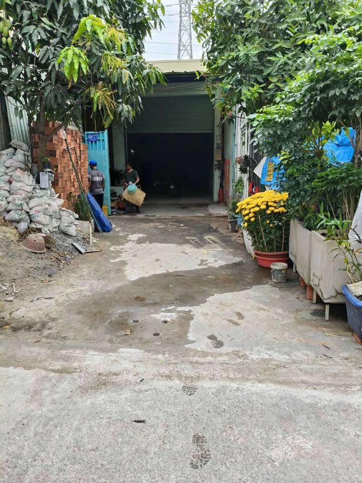 Cho thuê kho 132m² mặt tiền Hồ Văn Long, Bình Tân - Giá 10 triệu/tháng