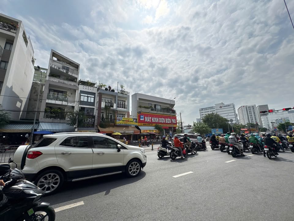 Nhà Mặt Tiền Nguyễn Xí, Bình Thạnh - 47m², 14 Tỷ, Sẵn Sàng Kinh Doanh