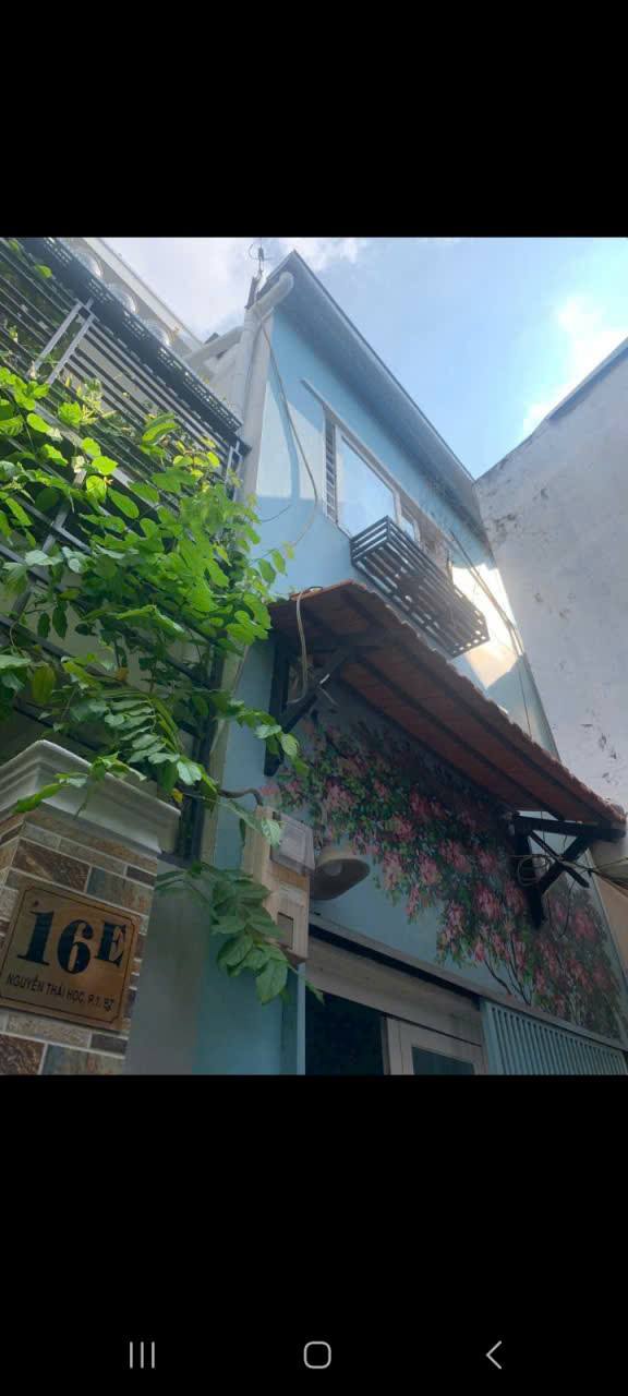 Nhà Bình Thạnh 18m² giá 3.1 tỷ - Chính chủ bán, sổ hồng sẵn!