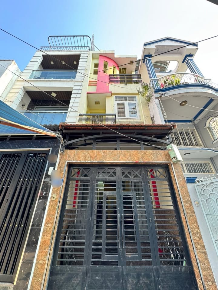 Nhà 4 Tầng Phan Xích Long, Bình Thạnh - 73m², 5PN - 8.28 Tỷ