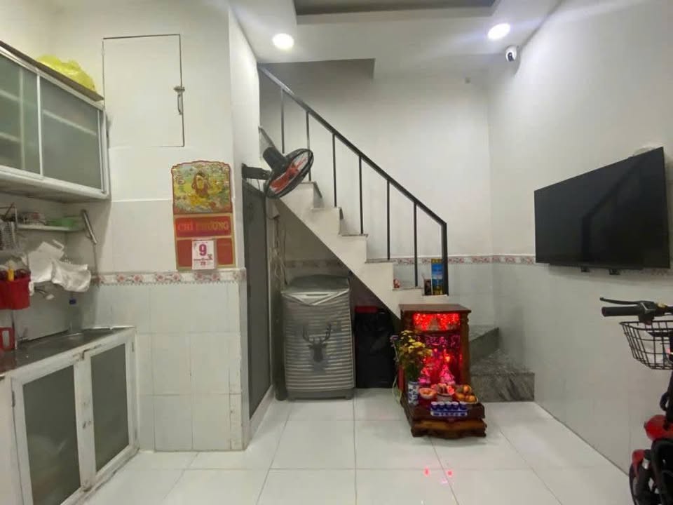 Nhà Nhỏ Xinh 16m² QL50, Bình Chánh - Sẵn Sàng Vào Ở, Tặng Nội Thất