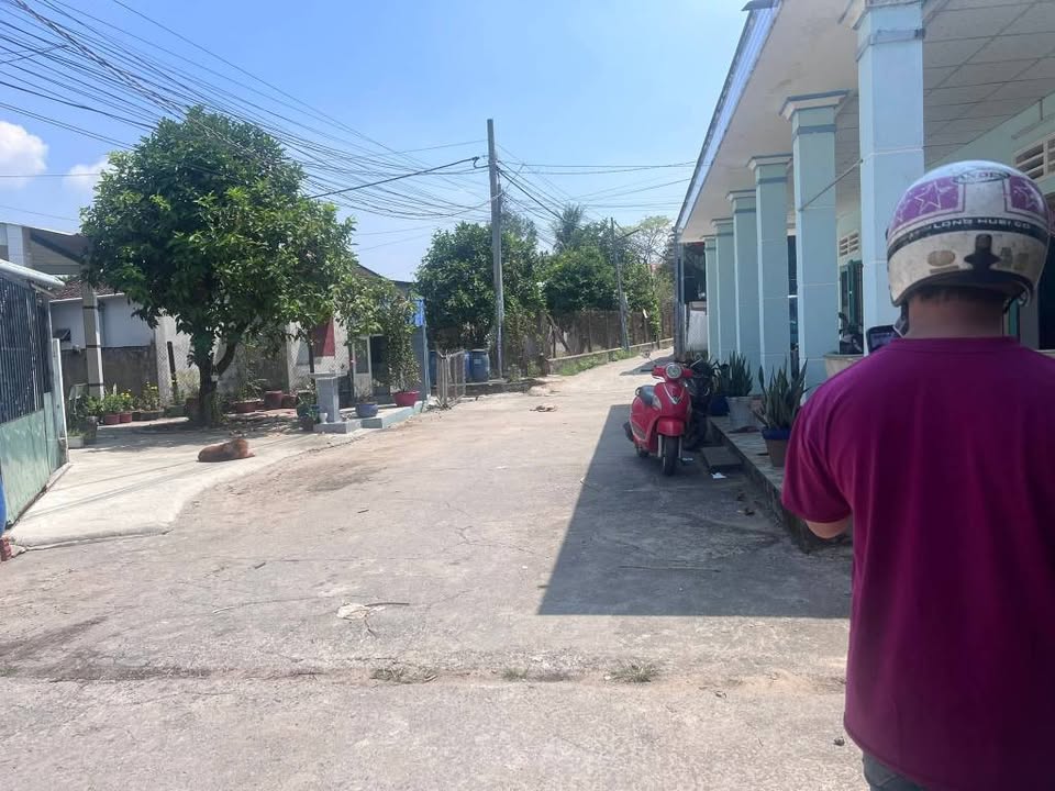 Nhà 153m² Tân Phước Khánh, Bình Dương - Giá chỉ 1.2 tỷ, Sổ chung