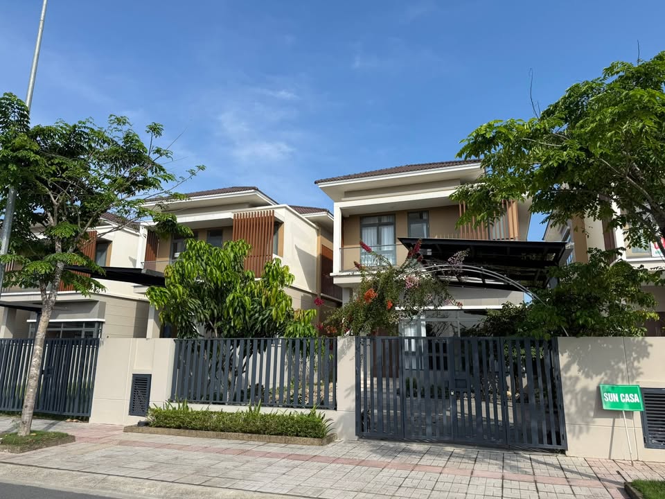 Biệt thự Suncasa Central Thủ Dầu Một 250m² - Full nội thất cao cấp!