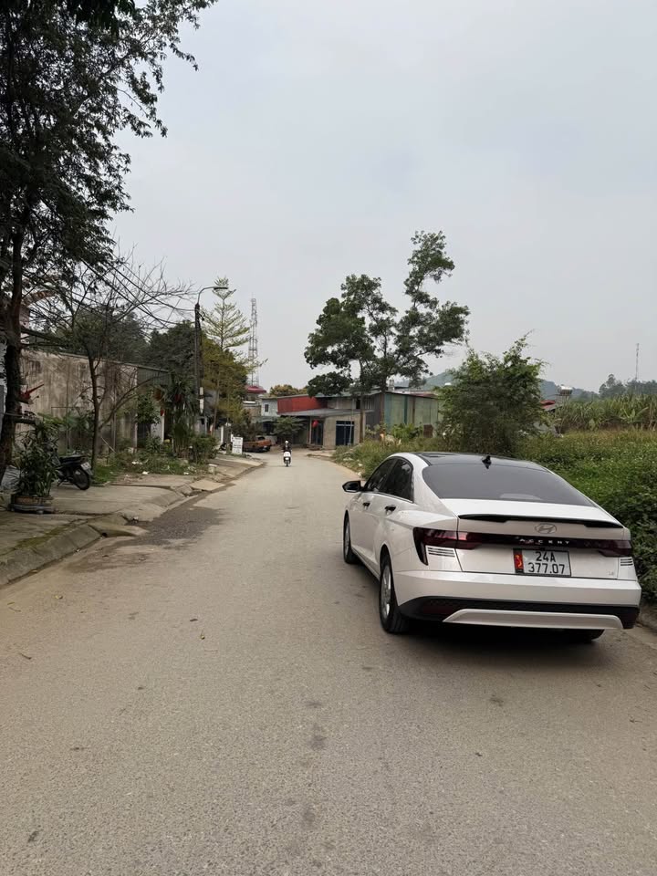 Đất nền Nguyễn Đình Tứ, Lào Cai - 100m² - Kinh doanh tốt - Giá 2 tỷ