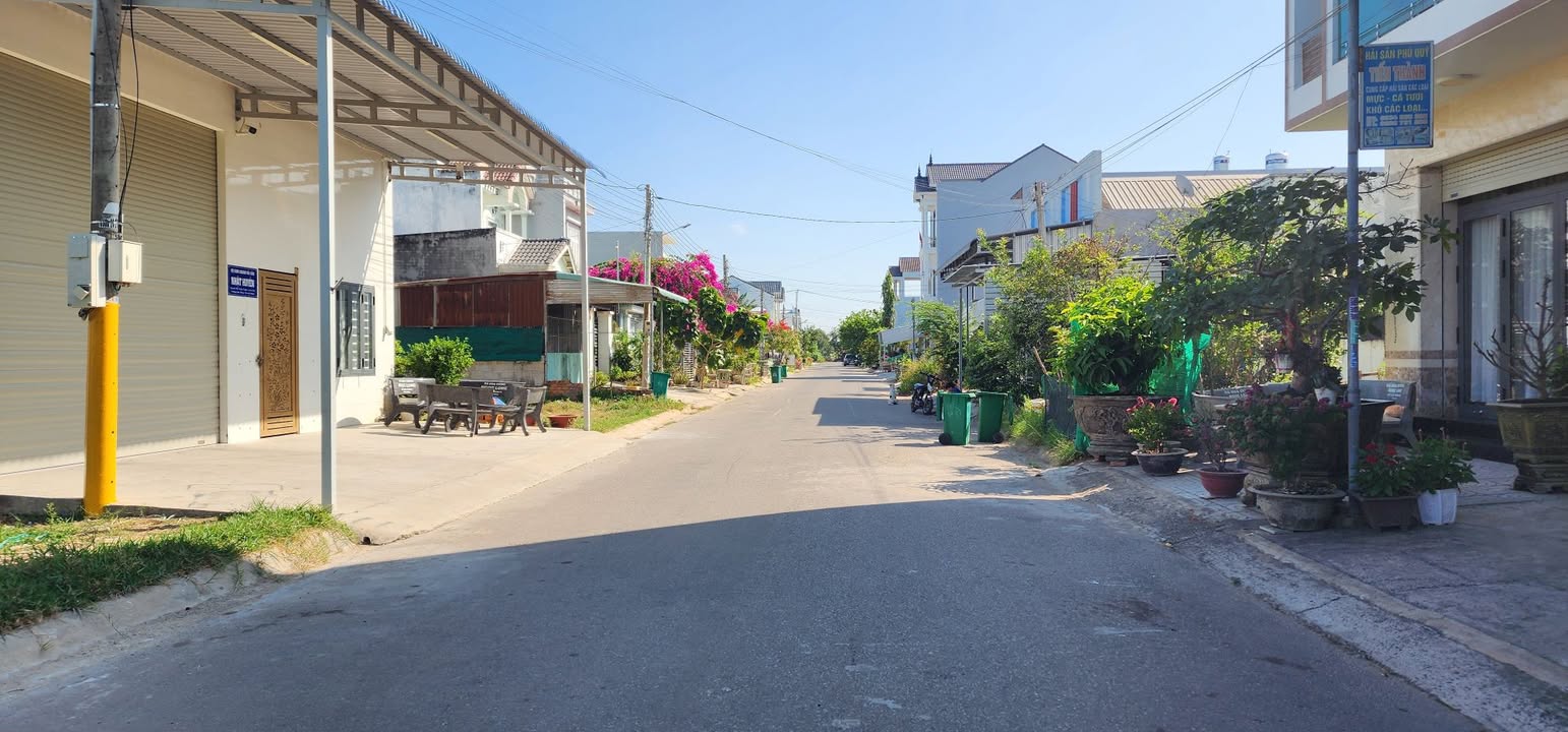 Đất nền 100m² Hàm Thắng, Bình Thuận - Sổ đỏ sẵn, giá 1 tỷ