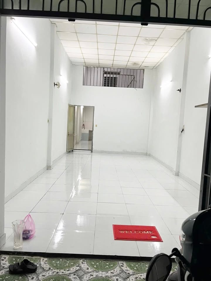 Nhà Cho Thuê Hẻm Đô Đốc Long, Tân Phú 76m² giá 11 triệu - Sẵn sàng ở ngay!