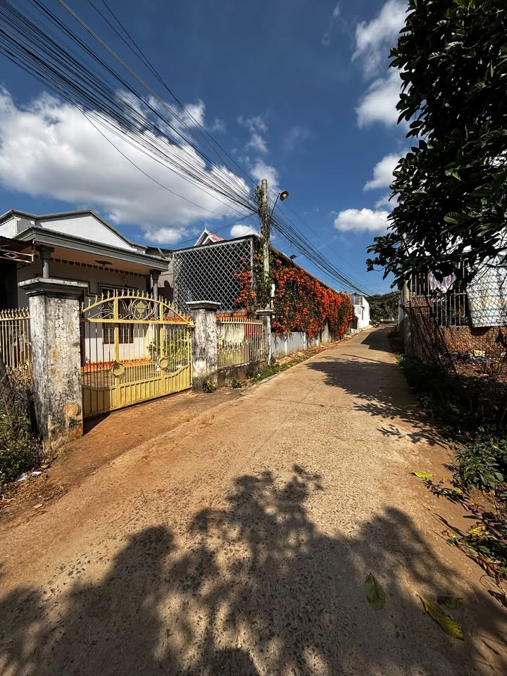 Nhà riêng Đức Trọng 150m² giá 2.45 tỷ - Giá tốt hiếm có!