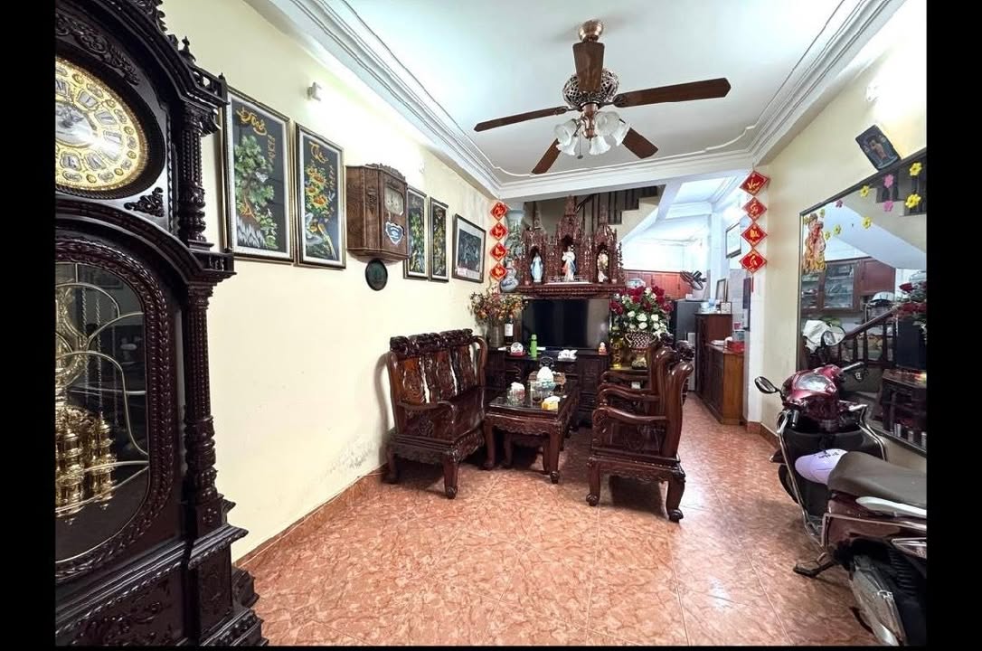 Nhà riêng Yên Hoà 34m², 6 tầng, ngõ thông kinh doanh, ở ngay!