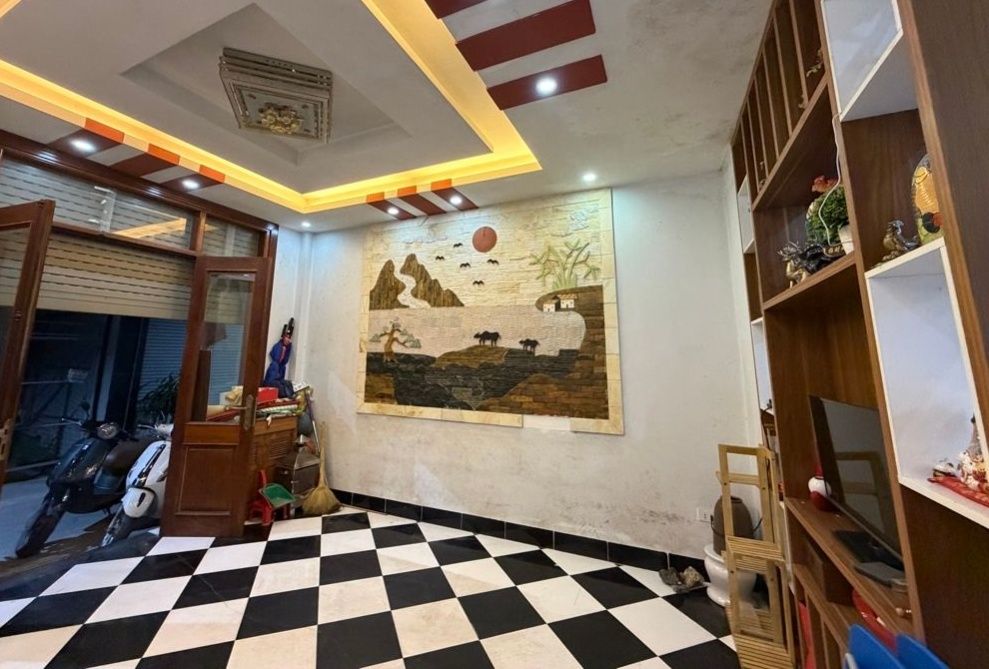 Nhà 5 Tầng Phan Đình Giót 40m² - Sẵn Sàng Vào Ở Ngay