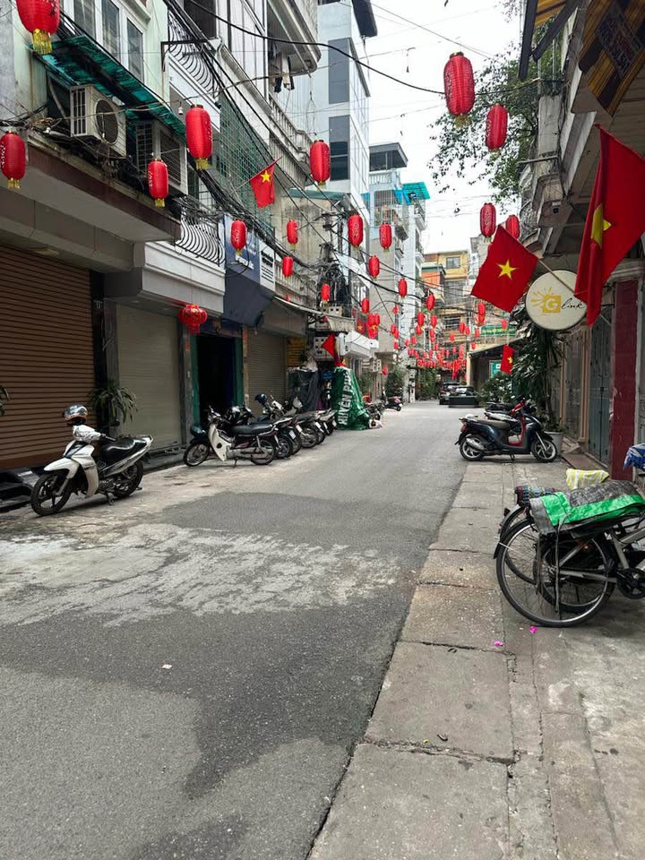 Nhà Mặt Ngõ Minh Khai 43m² - Kinh Doanh/Văn Phòng - 17.5 Tỷ