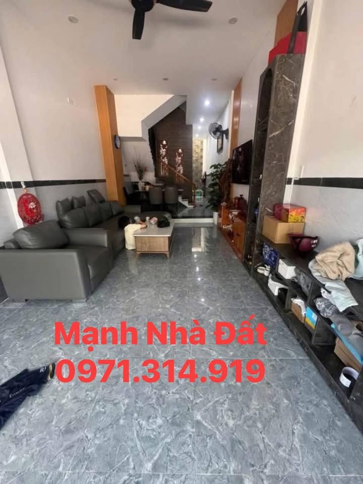 Nhà 3 Tầng Lê Thanh Nghị, Quy Nhơn 50m² - Giá 4.05 Tỷ