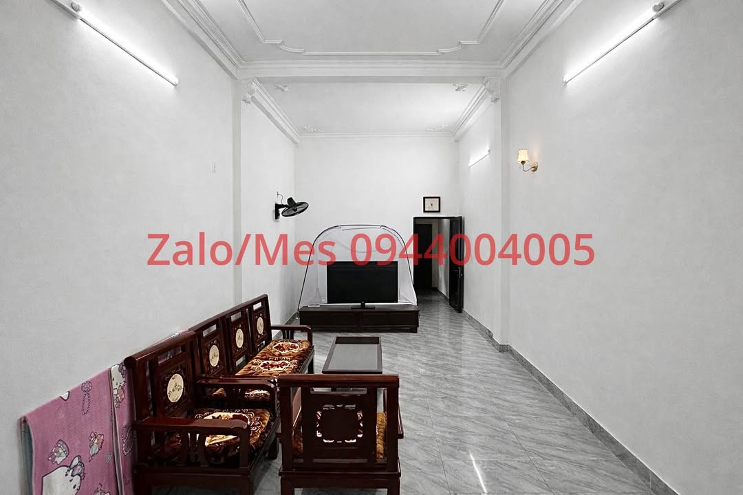 Nhà Riêng Hữu Nghị, TP Hòa Bình 100m² - Sẵn Sàng Ở Ngay, Giá Chỉ Nhỉnh 2 Tỷ!