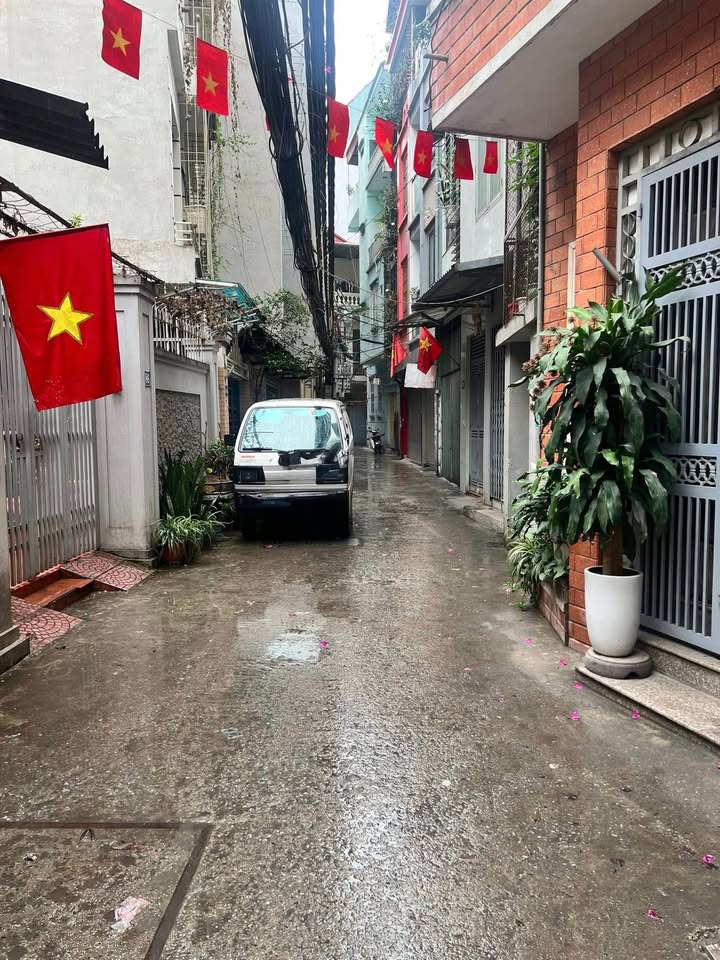 Nhà Ngõ Kim Giang 54m² 4 Tầng Ô Tô Đỗ Cửa - Giá 11 Tỷ