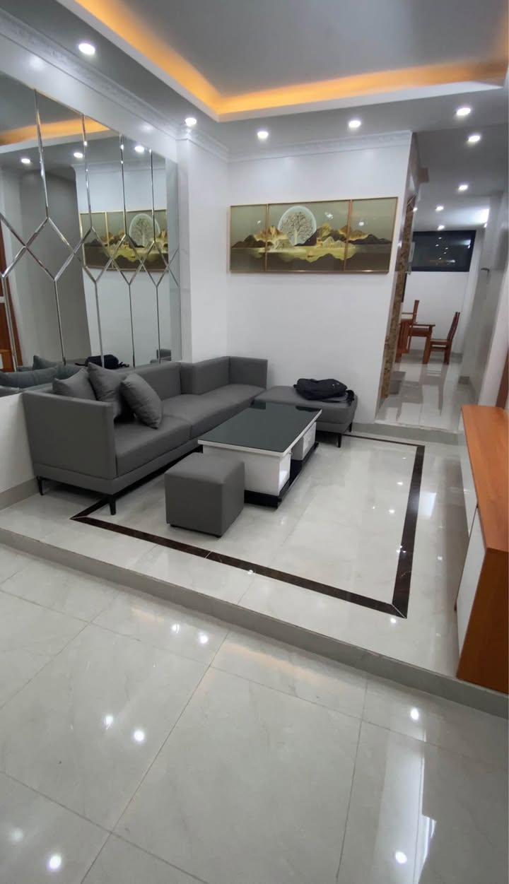 Nhà 5 Tầng Thang Máy Tô Hiệu - Hà Đông 39m² - Sổ Đỏ Sẵn Sàng