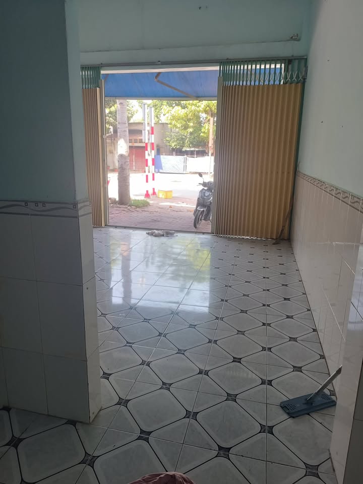 Nhà riêng Phú Hòa, TDM 4.5 triệu/tháng - Ô tô vào tận nhà!