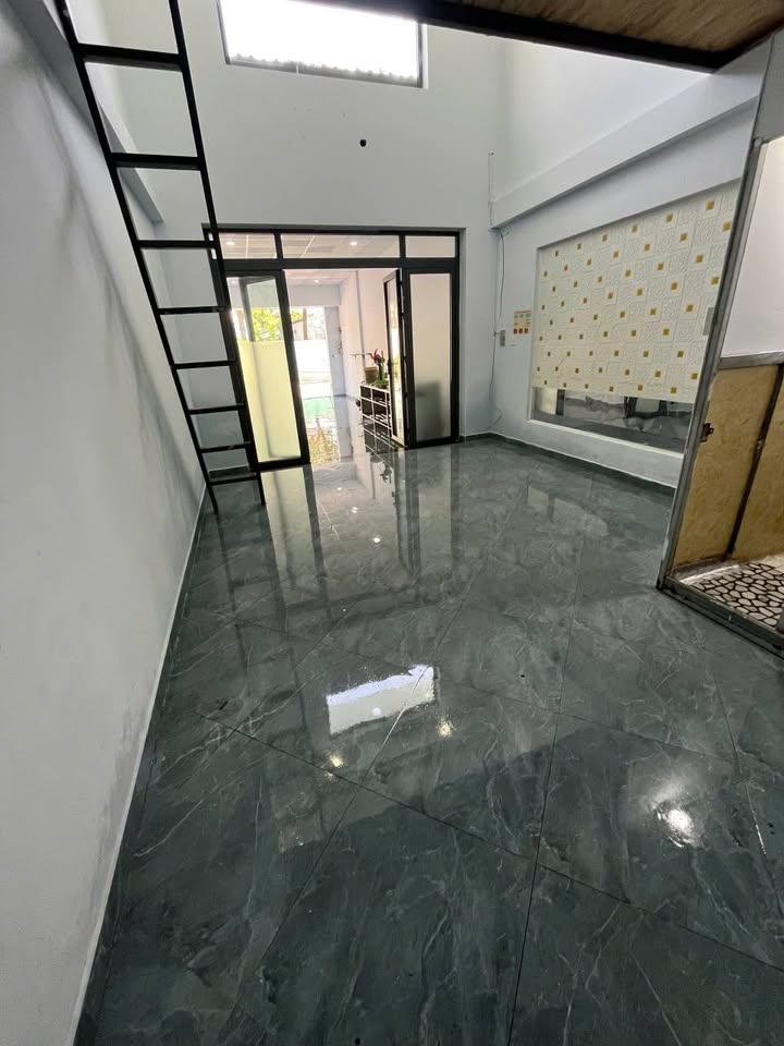 Nhà Mặt Tiền Chợ Thạnh Xuân 21, Q12 - Kinh Doanh Sầm Uất 72m²