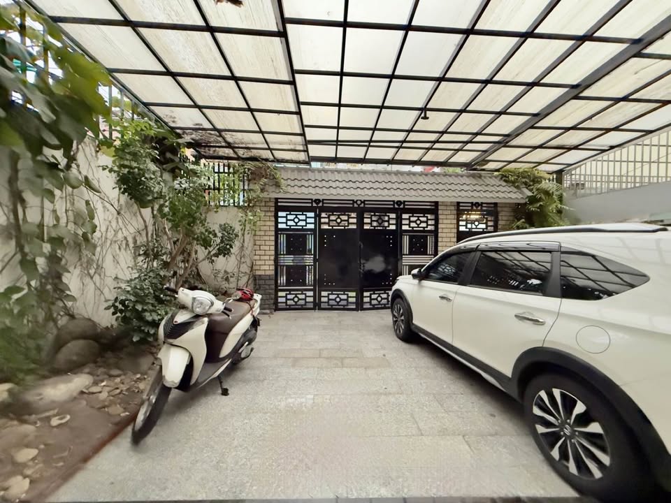 Biệt thự mặt tiền Lê Văn Thọ, Gò Vấp - 222m², 23 tỷ, Sân đậu 2 ô tô