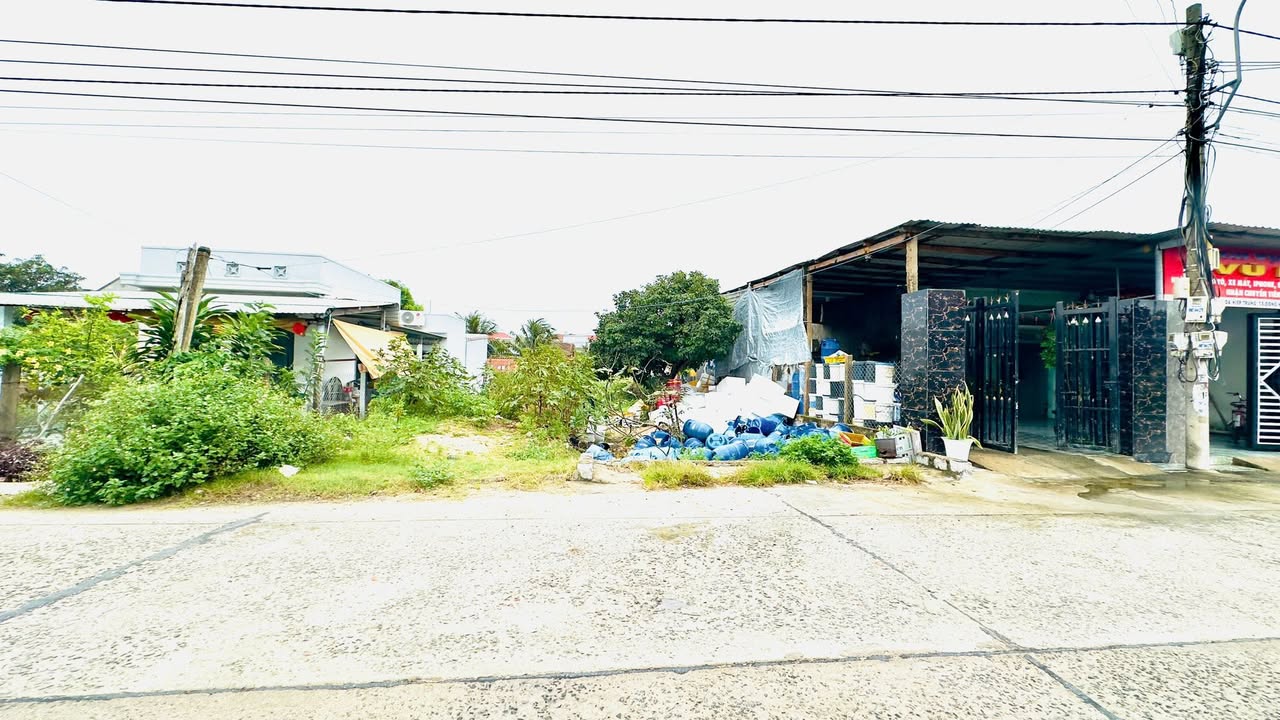 Đất nền Lê Hanh Đông Hòa 180m² - Tiềm năng tăng giá vượt trội!