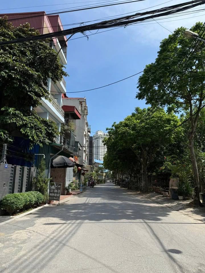 Nhà riêng Ngô Thì Sỹ, Hà Đông 33m² - Ô tô vào tận nhà, full nội thất!