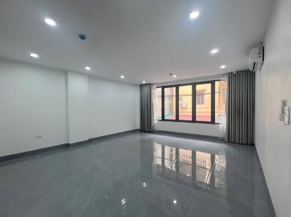 Mặt Bằng Kinh Doanh Phố Hồng Tiến - Bồ Đề, Bắc Ninh - 200m² - Sẵn Sàng Kinh Doanh