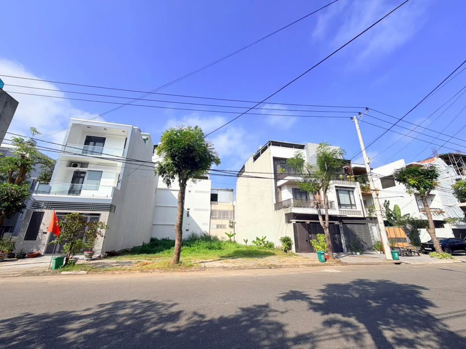 Nhà Mặt Tiền Nghiêm Xuân Yêm 300m² - Giá 15 Triệu/Tháng - Đà Nẵng