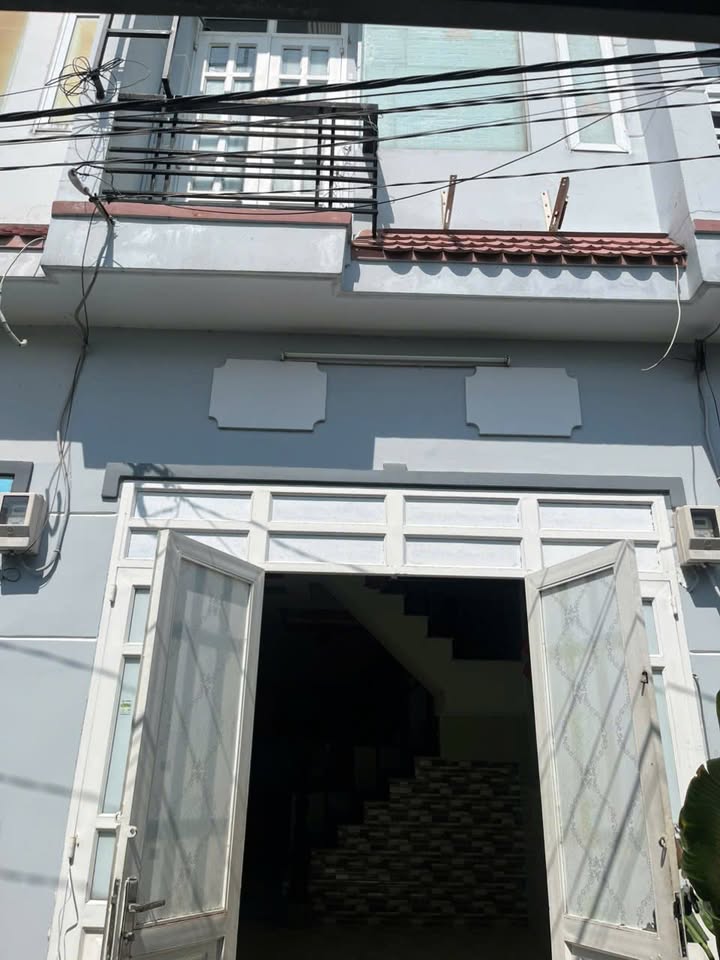 Nhà 1 Lầu 2PN Phường Thạnh Lộc, Q12 - Giá 4 Triệu/Tháng