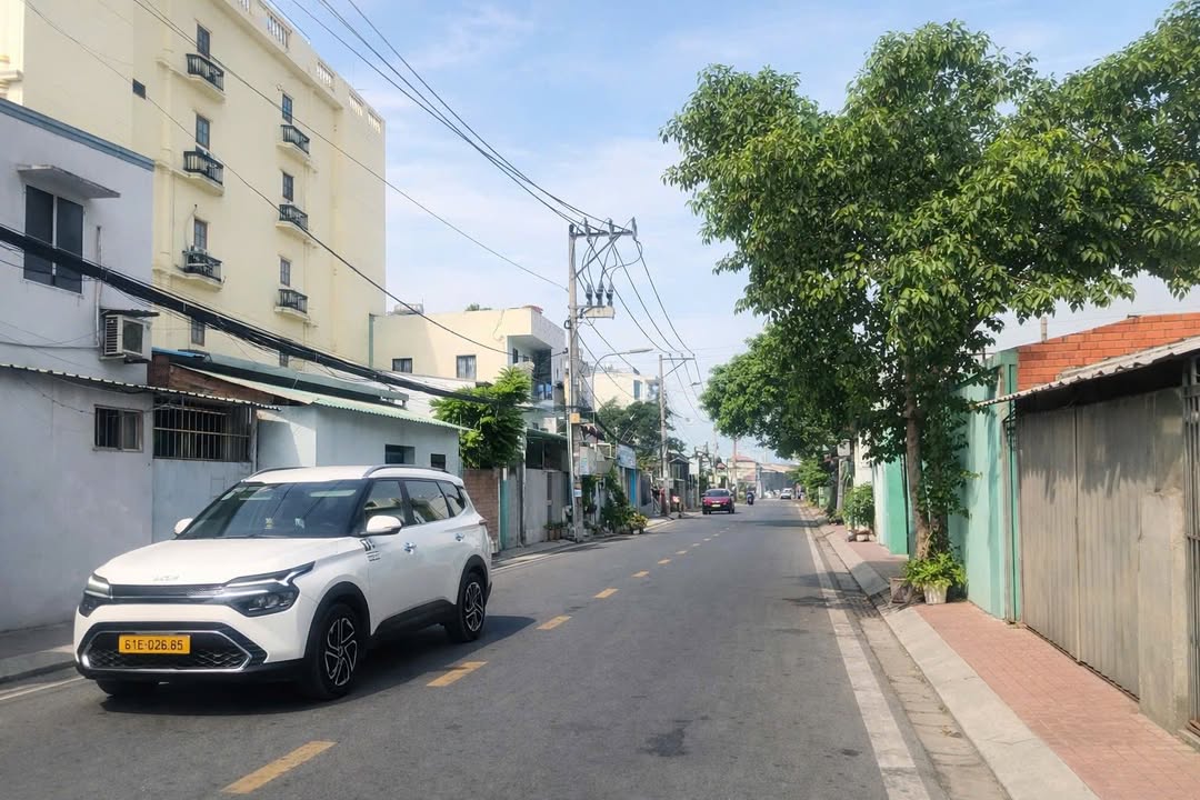 Nhà 80m² Linh Tây Thủ Đức, 2 Tầng, 3PN - Giá 5 Tỷ