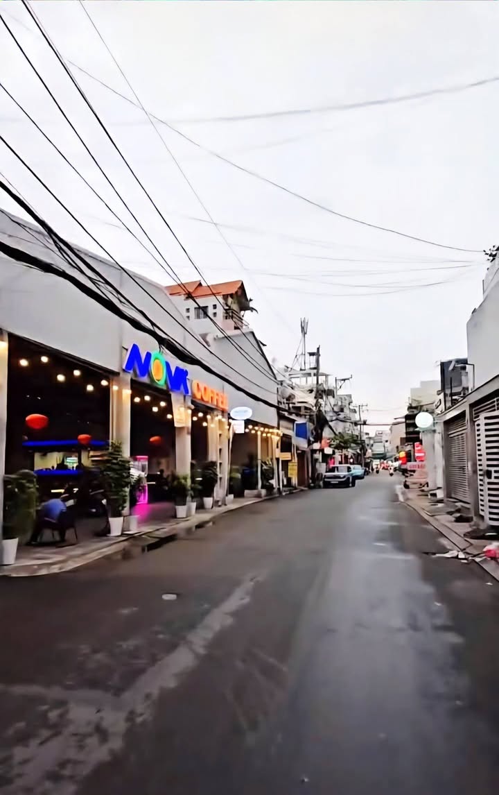 Nhà Mặt Tiền Âu Cơ Tân Bình 65m², 2 Tầng - Giá Tốt 5.39 Tỷ