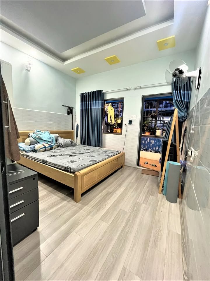 Nhà 40m² 4 Tầng Lê Hồng Phong, Q10 - 3PN, Giá 6 Tỷ - Sẵn Sàng Vào Ở!