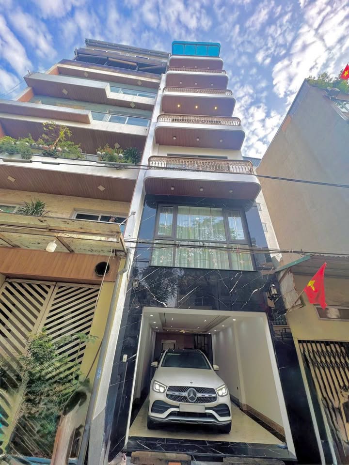 Nhà 7 Tầng Thang Máy Mặt Tiền Rộng - 52m² Ngọc Lâm, Long Biên - 24 Tỷ