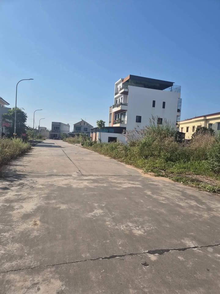 Đất thổ cư 184m² Hoàng Tiến, Chí Linh - Gần chợ, Quốc lộ 18, Sổ đỏ sẵn sàng